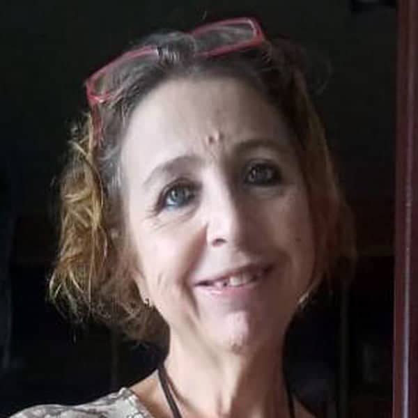 NÁDIA